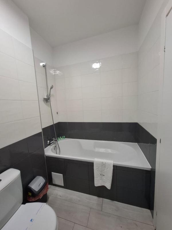 Cozy Deluxe King Studio - Coresi Avantgarden Brasov - image 13