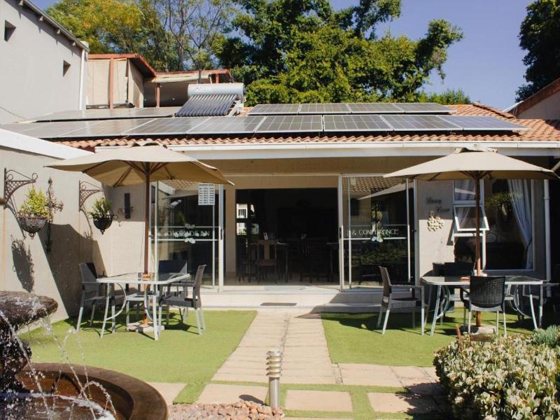 Oaklands inn and Conference Centre - image 6
