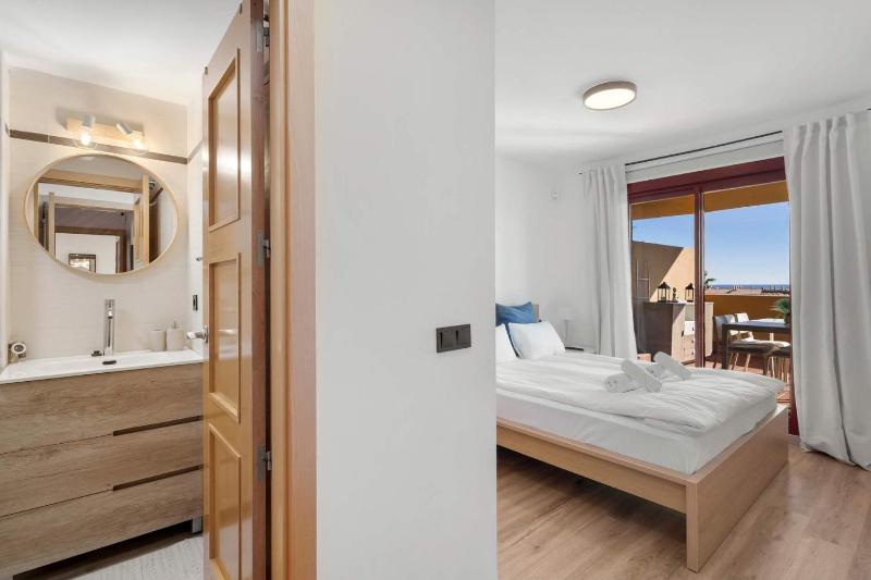 Stunning retreat in La Cala - Ref 06 - image 11
