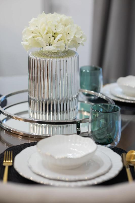 Elegant Apartment Near Wilanów Palace by Renters Prestige - image 6