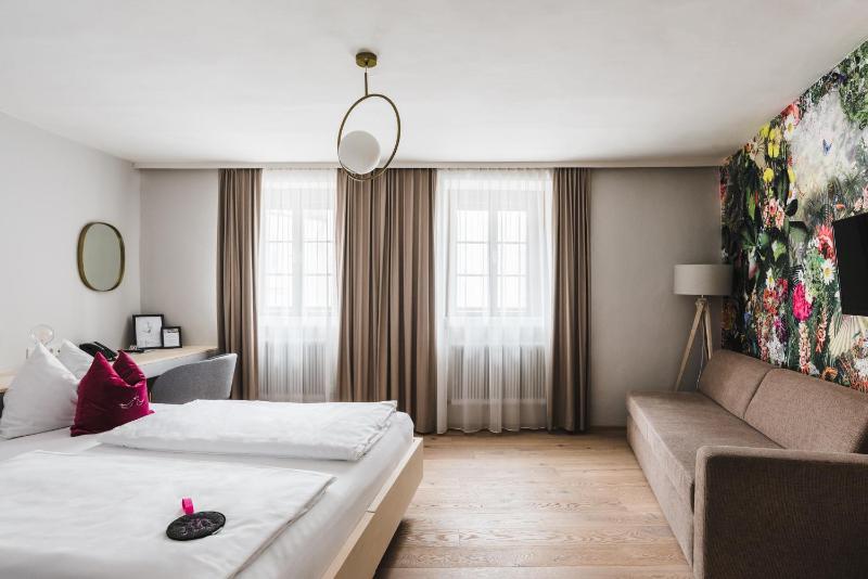 Altstadthotel Weisse Taube - image 10