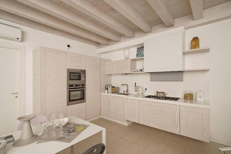 L'oasi del Lago - image 36