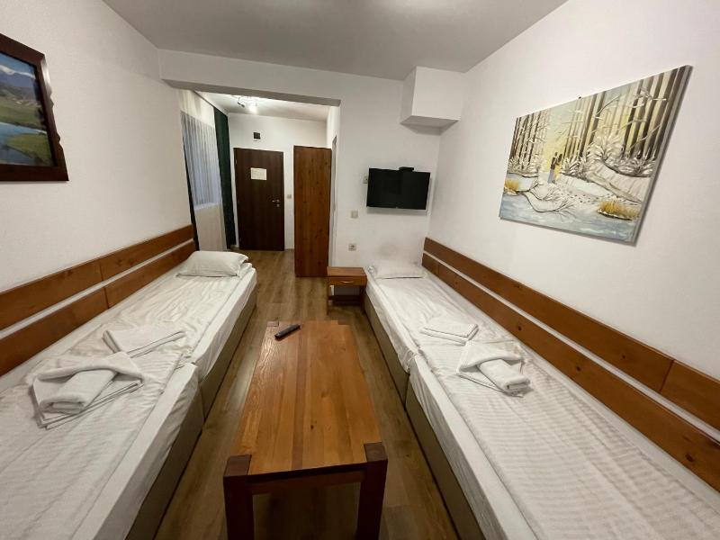 Edelweiss Central Hotel - image 24