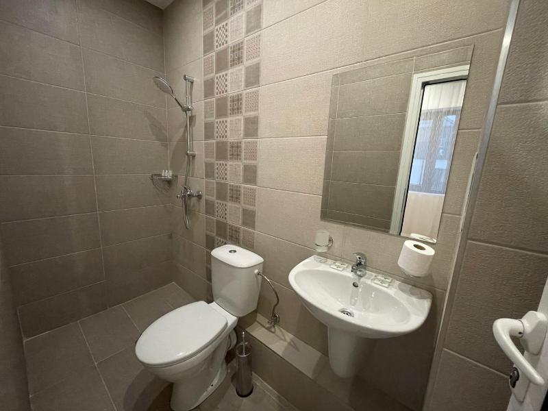 Edelweiss Central Hotel - image 49