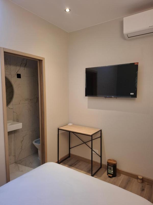 Hotel Du Centre - image 2