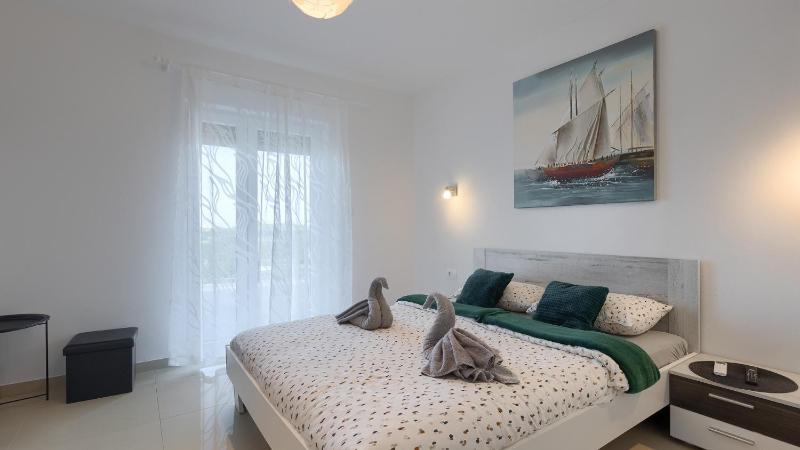 Villa La Perla by Villas Guide - image 11