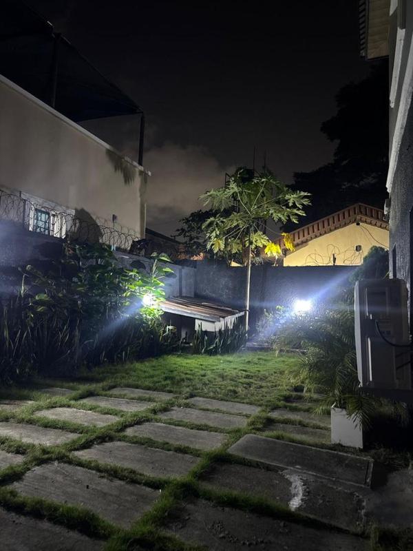 CORAL - 1 Bedroom Maisonette - image 2
