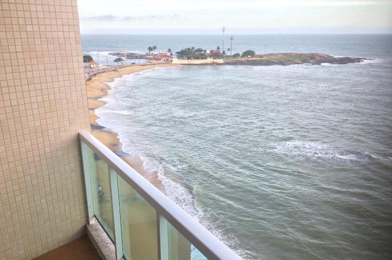 Apartamento Guarapari Brisa do Mar - image 12