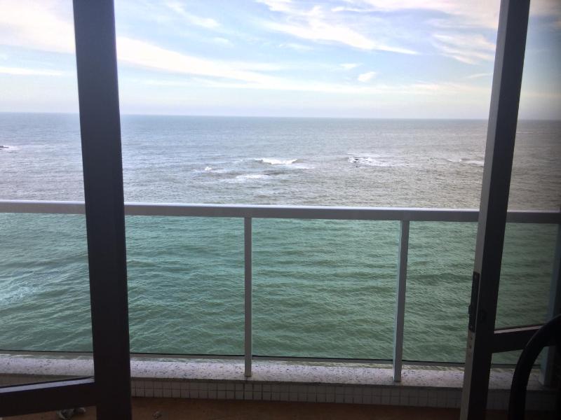 Apartamento Guarapari Brisa do Mar - image 8