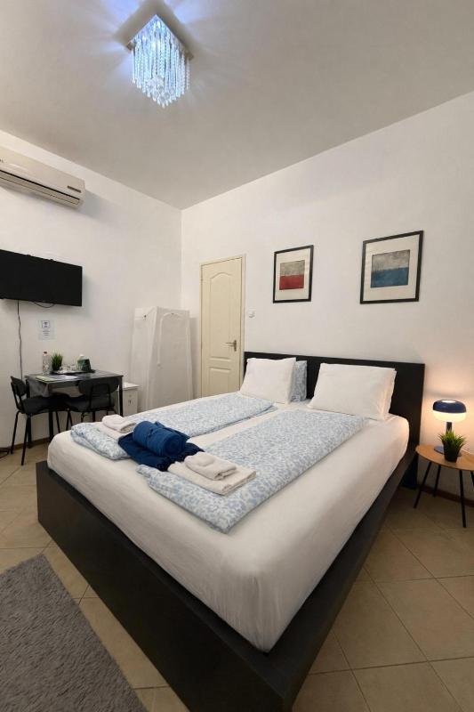 Travel Inn Apartments - image 8