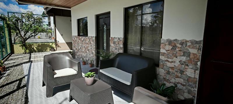 Arenal Jendrik house - image 10