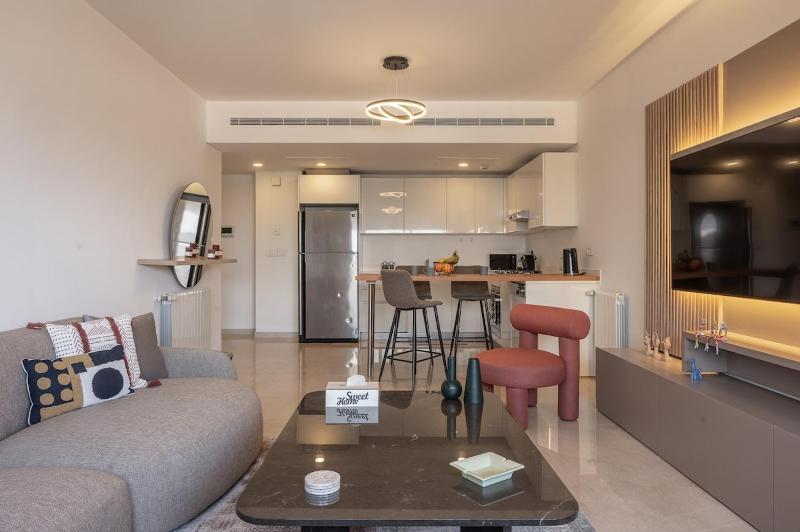 Beautiful 2 Bd Apartment in Aya Tower - image 13