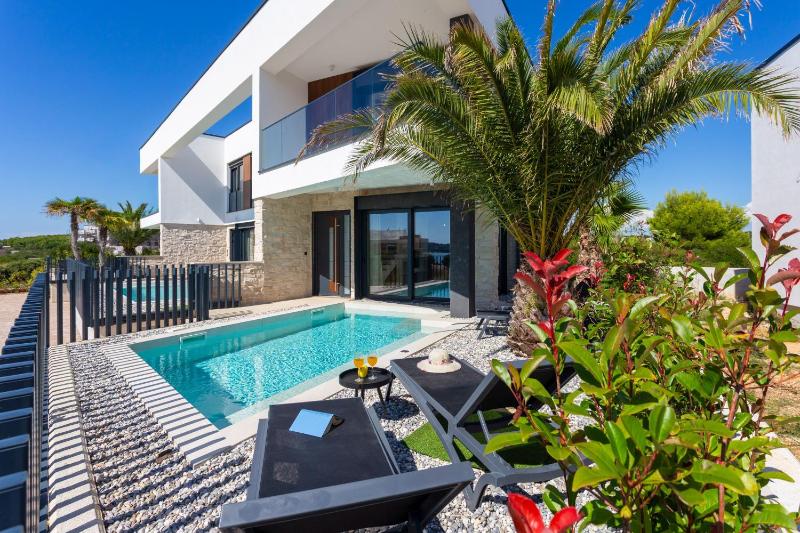Mukalba Palm Villas with Private Pool - image 8