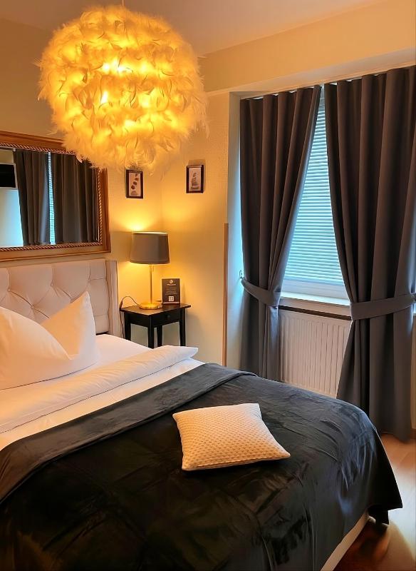 SOHO Private Zimmer & Rooms Im Herzen der Altstadt - image 41