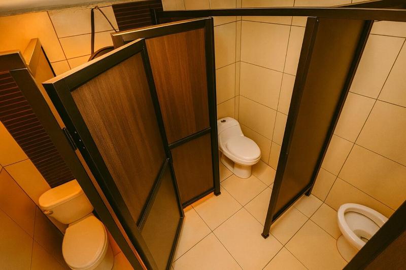 Luxury Industrial Vault Wifi Washer & Dryer 5 rooms - image 5