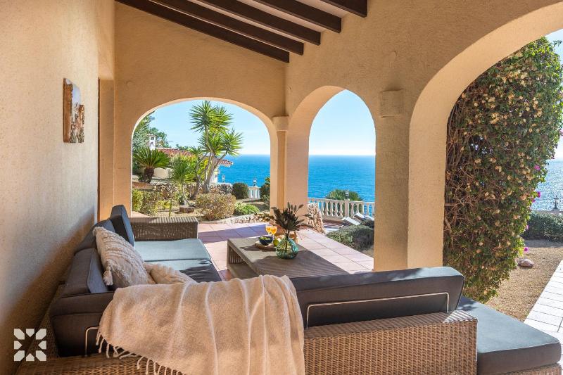 Villa Blue Sea by Abahana Villas - image 16