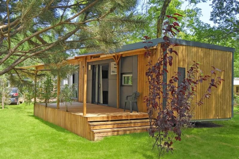 ZEcamping 4 familial piscine couverte chiens acceptés locatif TV 29m2 - image 18
