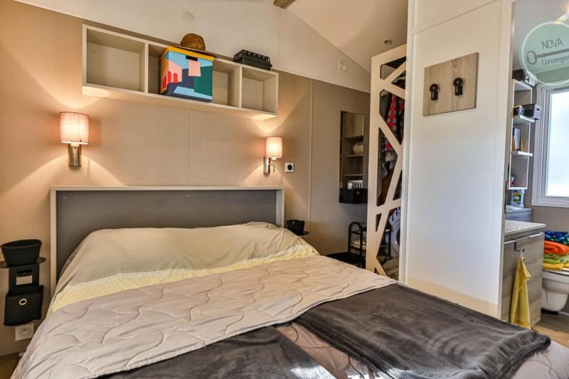 Mobil-home dans parc résidentiel - image 16