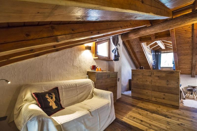 Suite with Mountain View image 4