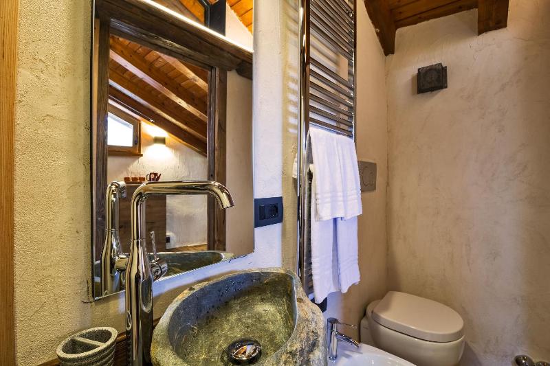 Suite with Mountain View image 2