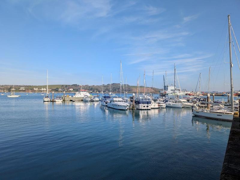 Central Falmouth Flat with Free Parking - image 21