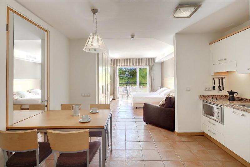 Elviria Hills Living - image 23