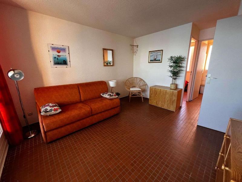 AIG_42 Appartement Type 2 – 4 couchages – Superbe vue avant-port à Gruissan - image 3