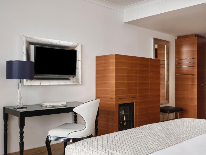 Amadria Park Hotel Royal - image 9