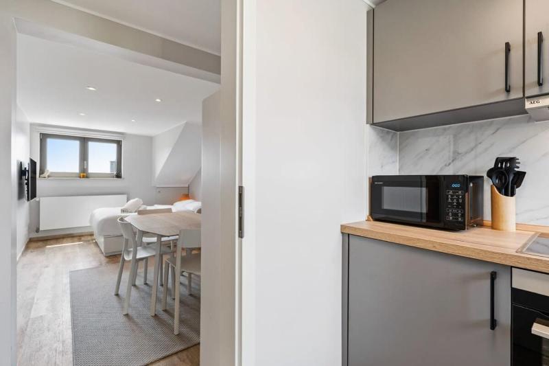 Modern Limpertsberg Studio Near City Center - image 16