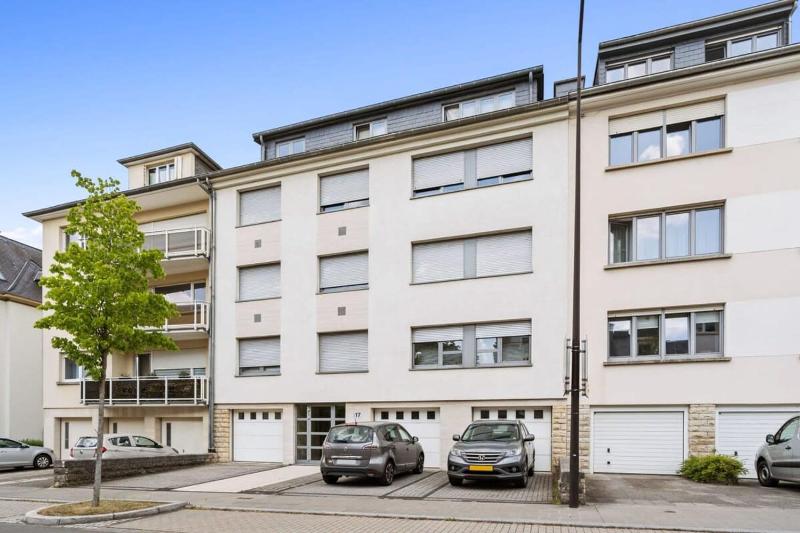 Modern Limpertsberg Studio Near City Center - image 12
