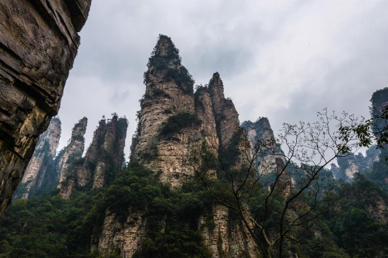 Zhangjiajie Riverside Leaves Inn一The city bus can go to the ticket office of the scenic spot - image 36
