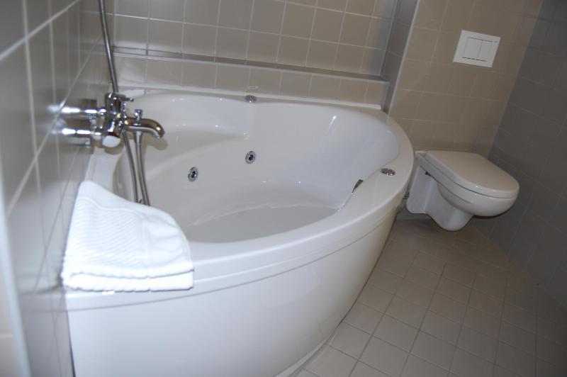 Triple Room image 2