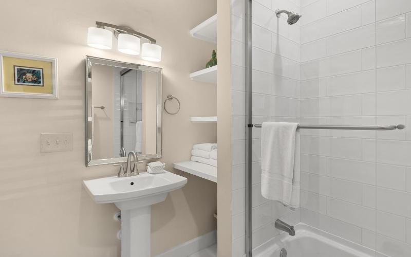 Ethridge House - image 38