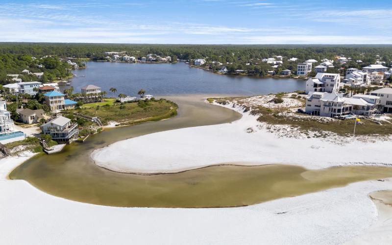 LakeTide Retreat - image 19