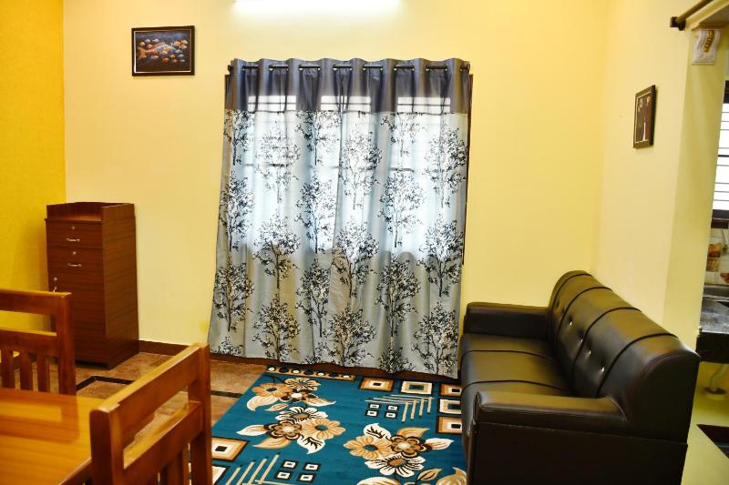Srinivasam service apartment - image 1