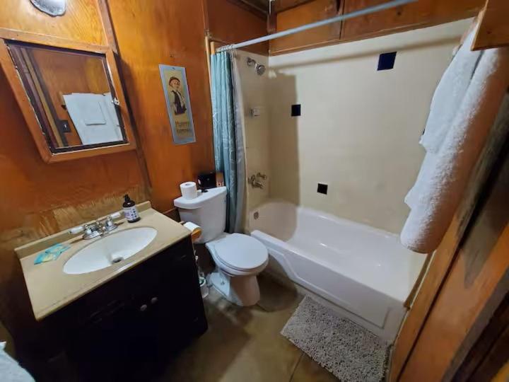 Tucson Mountain Guest Ranch - image 37