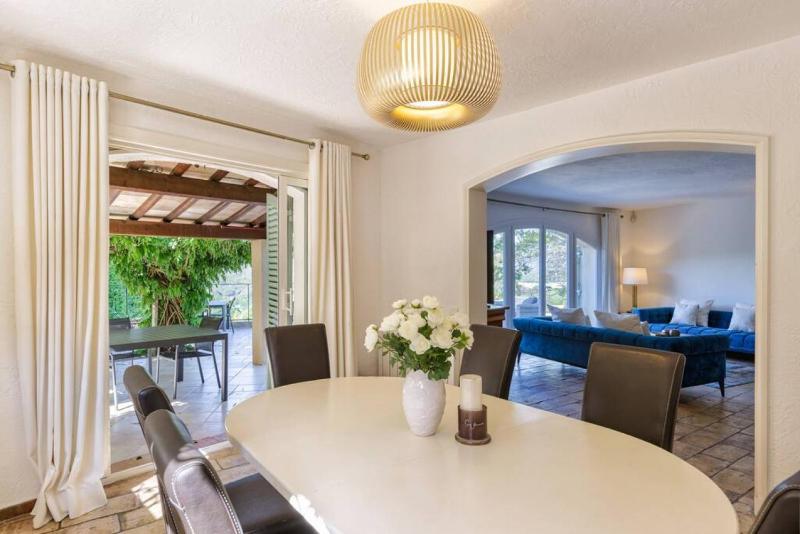 Jardins d Alice Villa 240m2 Famille Piscine Vue Golf Esterel - image 41