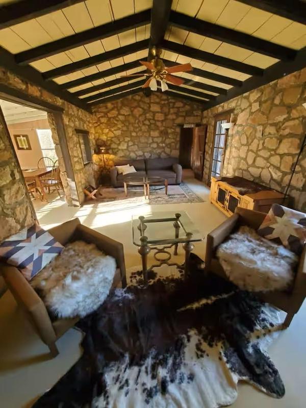 Tucson Mountain Guest Ranch - image 3