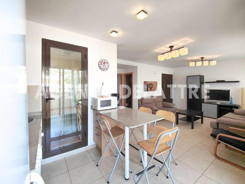 Apartamento 2 dormitorios con aire acondicionado parking cerca de playas - ES-389-17 - image 11