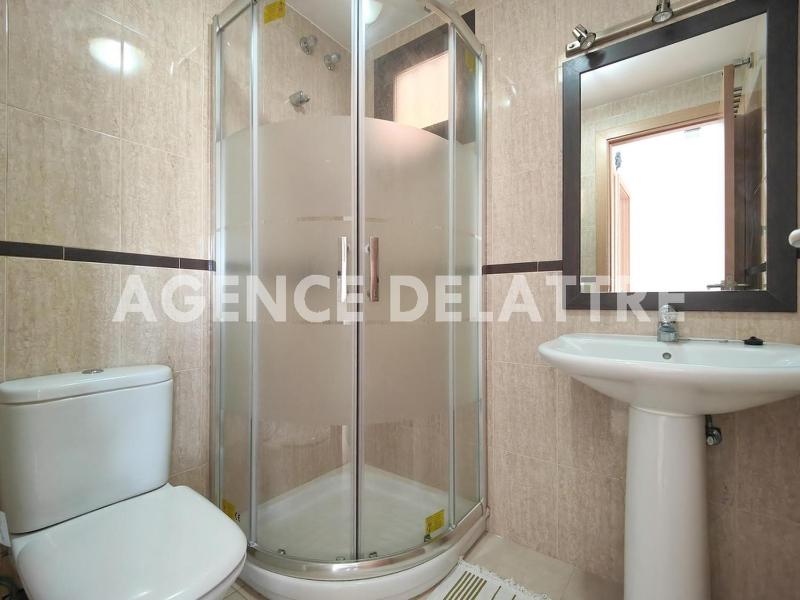 Apartamento 2 dormitorios con aire acondicionado parking cerca de playas - ES-389-17 - image 4