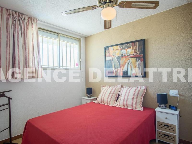 Apartamento moderno con garaje privado en la costa - ES-389-43 - image 18