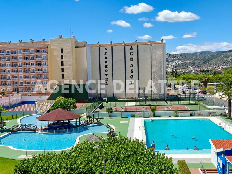 Apartamento moderno con garaje privado en la costa - ES-389-43 - image 16