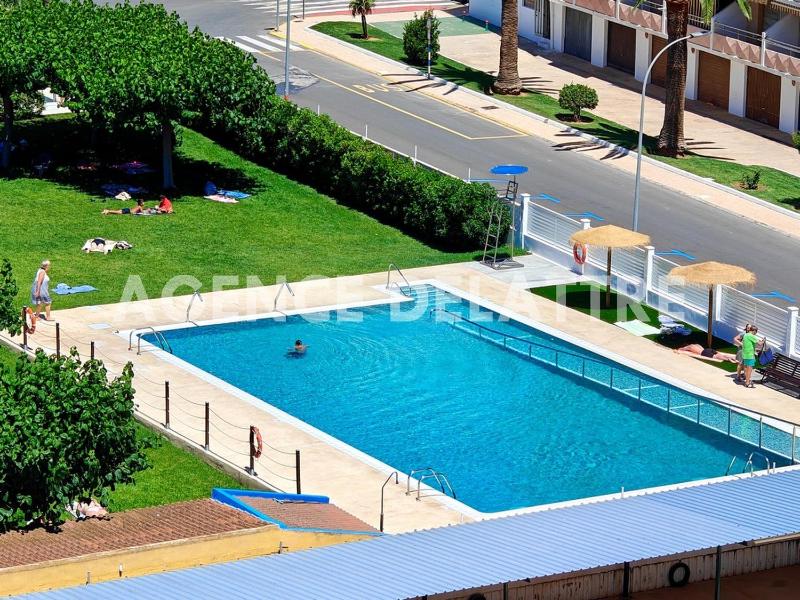 Apartamento moderno con garaje privado en la costa - ES-389-43 - image 10