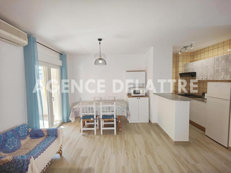 Apartamento Renovado con Terraza en Peñíscola - ES-389-35 - image 3