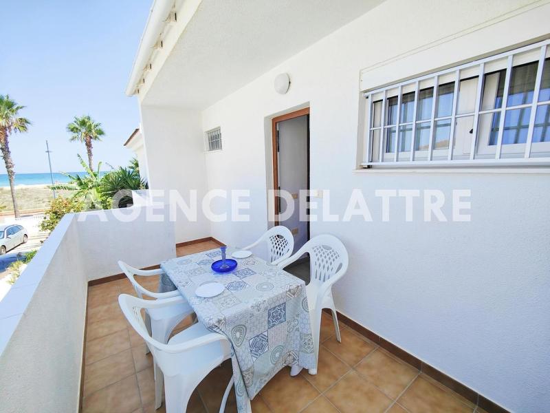 Apartamento Renovado con Terraza en Peñíscola - ES-389-35 - image 2