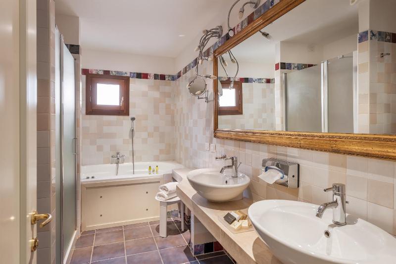 Suite image 3