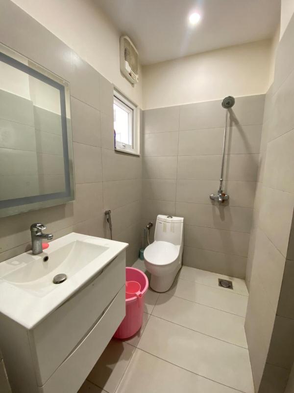 Perfect for Families 2BHK Apartment with 3 Beds - image 9