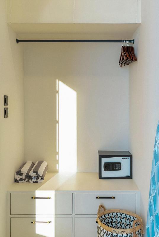 Chandler Berawa - Bright & Stylish 2BR Getaway near Berawa Beach - image 32