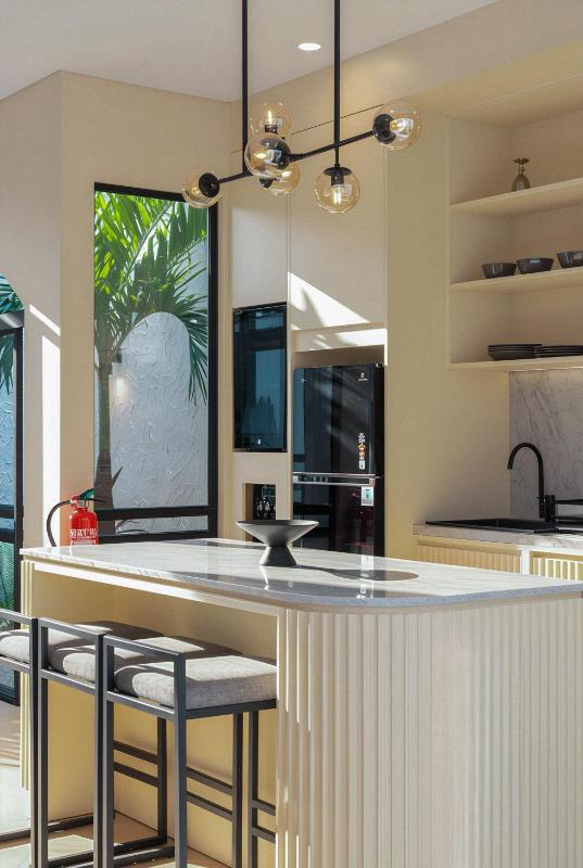 Chandler Berawa - Bright & Stylish 2BR Getaway near Berawa Beach - image 45