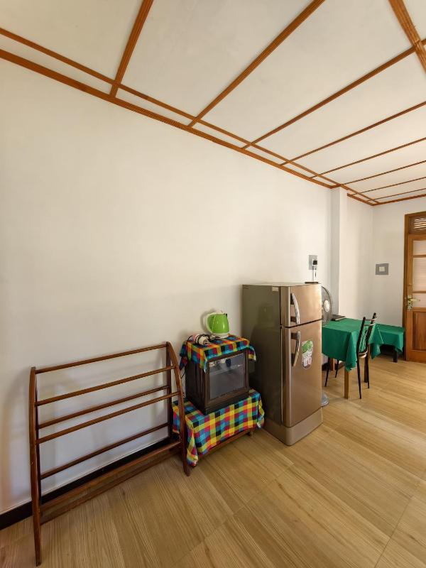 ELLA FREEDOM STAR COTTAGE - image 23